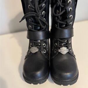 Harley-Davidson Women Black Leather Boots 6.5.  Only worn once